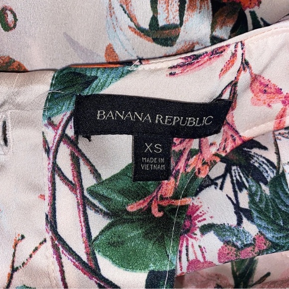 PINK FLORAL BANANA REPUBLIC BLOUSE LONG SLEEVE BUTTON-FRONT BOHO CHIC XS - Picture 9 of 13